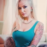 Penelope Wall - @stacyzrsg - Instagram