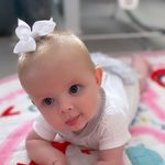 Penelope Bloomfield-Smith - @pennys_baby_wardrobe - Instagram