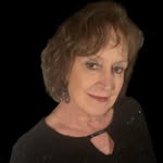 Penny Burdick - @hooked.on.glass - Instagram
