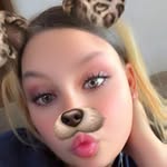 Penny Chavez - @livingmylifetothefullest95 - Instagram