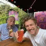 Perry Burns - @perryperrychickenwings - Instagram