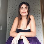Perry Moon - @elianaamorim__9lo - Instagram