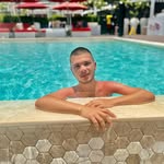 Péter Besenyei - @peter.besenyei - Instagram
