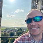 Peter Bloomfield - @bloomfield5218 - Instagram