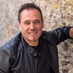 Peter Ševčík - @petercarlos_sevcik - Instagram
