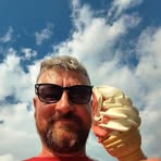 Peter Corba - Facebook