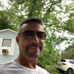 Peter Falla - @fallaonelove - Instagram