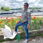 Peter Gour - Facebook