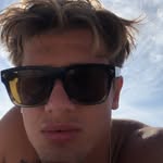 @petermanesis - Instagram