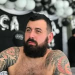 🄿🄴🅃🄴🅁 🅂🄰🄻🄴🅂 🄵🄰🅁🄸🄰🅂 - @pett1977 - Instagram