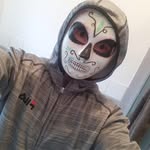 Peter Vella - @mr_chapet - Instagram