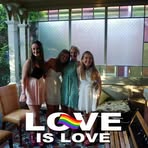 Petra Fowler - Facebook