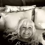 Petra Schulte - @petraspeugeot207 - Instagram