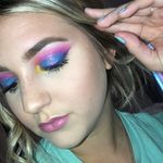 Peyton Hines - @makeupbylundy - Instagram