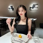 Phạm Hoàng Vi - @phamhoangvii - Instagram