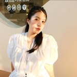 Pham Thuy Linh - @famfuyfing - Instagram