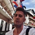 Phil Alba - @bed_brush - Instagram
