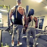 Phil & Petty - @trainsanecouple - Instagram