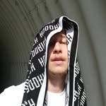 Philip Schulz-Hanke - @philip_cloudemoji - Instagram