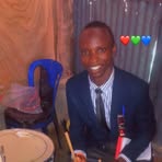 Voici L'homme Philippe Omamandjo - Facebook