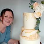 Philippa Kennedy - @philippas.wedding.cakes - Instagram