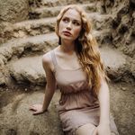 Philippa Smith - @philippa.smith.9083 - Instagram