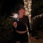 phoebe - @phoebegmallan - Instagram
