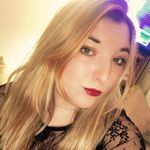 Phoebe Carr - @phoebeceryscarr - Instagram