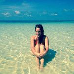 Phoebe Casey - @litulpea - Instagram