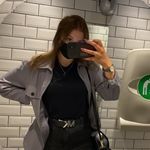 @phoebeclayton20 - Instagram