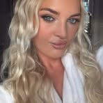 Phoebe Kane - Facebook