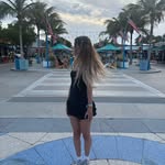 feebs - @phoebelanglands - Instagram