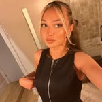 Phoebe-Jessica🍸 - @phoebelangridge - Instagram