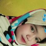Phoebe Lovatt - Facebook