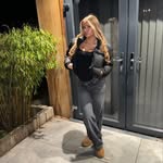 PHOEBE MAY - @pbadelek7 - Instagram