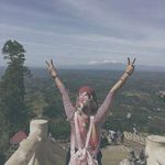 Phoebe Santos - @phoebesantos43 - Instagram