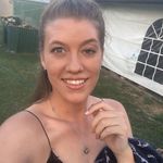 Phoebe Wells - @phoebekerryfay - Instagram