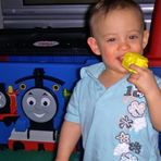 Phoenix Singleton - Facebook