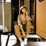Phoenix Wang - @phoenix_wang0120 - Instagram