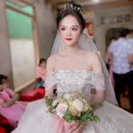 ưng Tú Phượng - @phuongungtu - Instagram