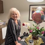 Phyllis lake - @phyllislake0 - Instagram
