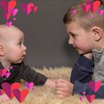 Phyllis Sharon - @phyllis0325 - Instagram