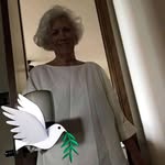 Polly Lowry - @lowry6993 - Instagram