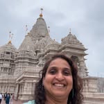 Priya Balakrishnan - @priyaarun80 - Instagram