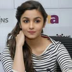 Priya Gupta - @priyarobertsganj95 - Instagram