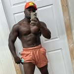 Que Johnson - @numbers.newbodies - Instagram