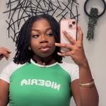 Queen Bassey - @queenslocs - Instagram