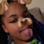 Queenbooth - @nariahqueen18 - Instagram