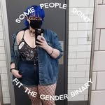 Quinn Summers - @quinns_here_and_quinns_queer - Instagram