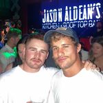 Quinn Youngs - @quinnyoungs - Instagram